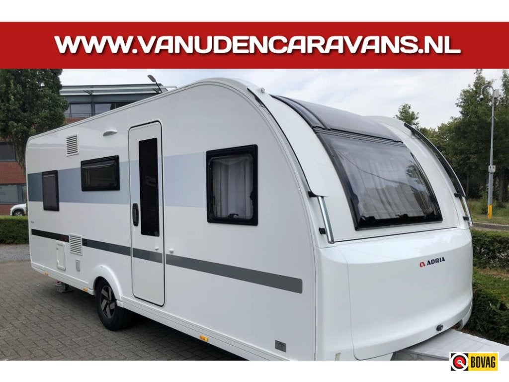 Adria Adora 573 PT Stapelbed, BOMVOL!, Rondzit, Bedrijf, Adria, 6 tot 7 meter