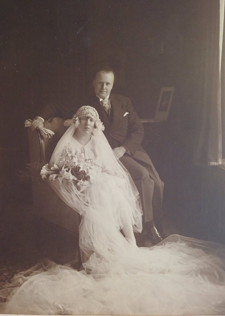 Partij van 11 zeer oude soms grote trouwfoto's / trouwjurken, Gebruikt, Verzenden, Foto, Voor 1940