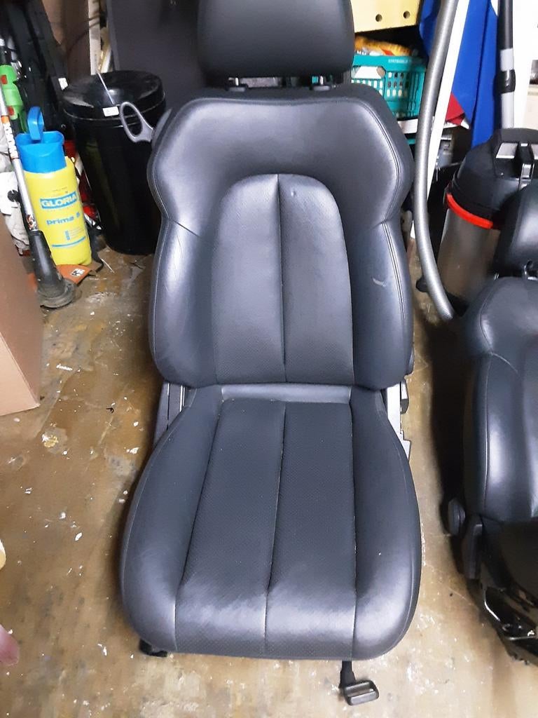 Mercedes W208 W210 Zeer Mooi Interieur, Ophalen of Verzenden, Gebruikt, Mercedes-Benz