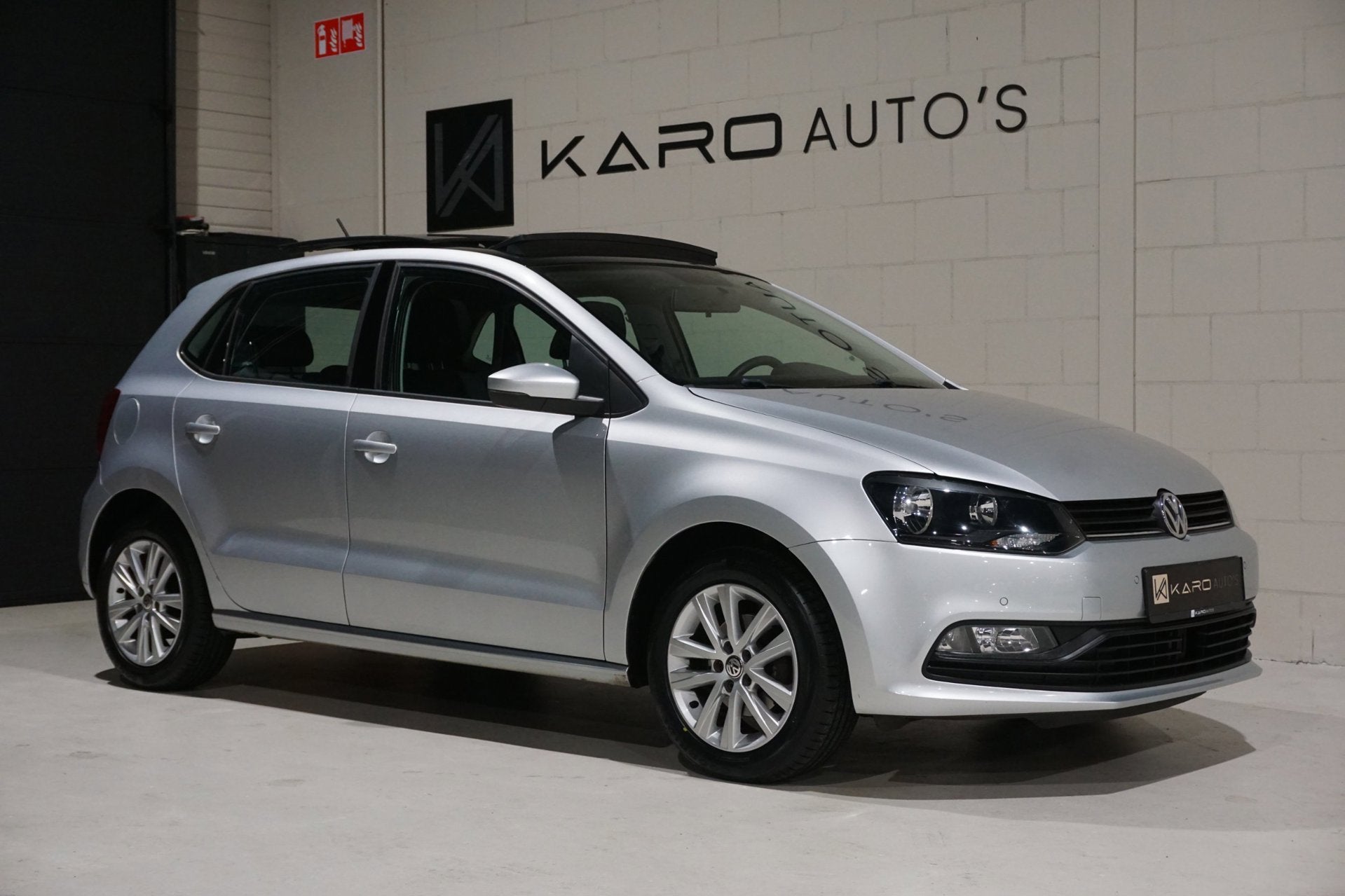 Volkswagen Polo 1.0 Comfort Pano Carplay Cruise Airco 1e Eig, Auto's, Stof, Gebruikt, Verwarmde buitenspiegels, Bedrijf