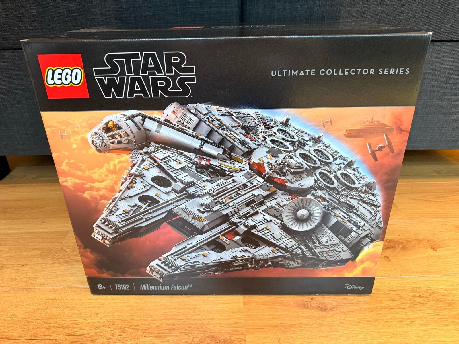 Lego Star Wars Millennium Falcon UCS 75192 Nieuw in doos!, Star Wars, Lego, Nieuw, Ophalen of Verzenden