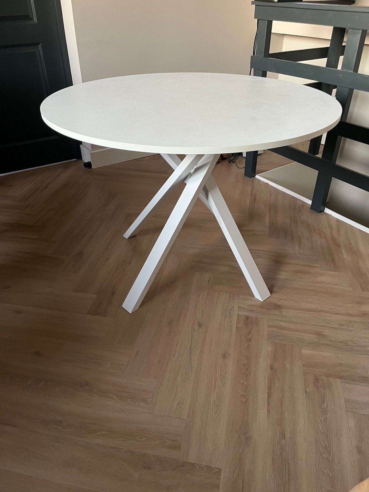 IKEA MARIEDAMM ronde eettafel wit 105 cm, Ophalen, 100 tot 150 cm, Rond, Zo goed als nieuw