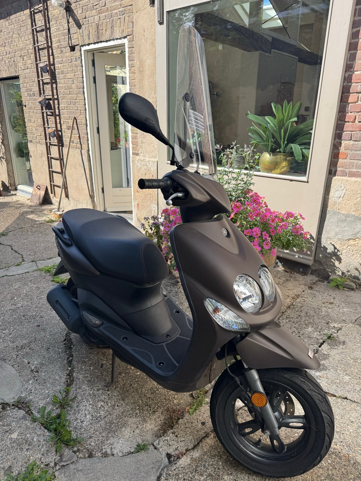 Yamaha Neos 4-takt scooter - km stand 7779, Fietsen en Brommers, Snorfietsen en Snorscooters, Ophalen, Gebruikt, Benzine, Yamaha