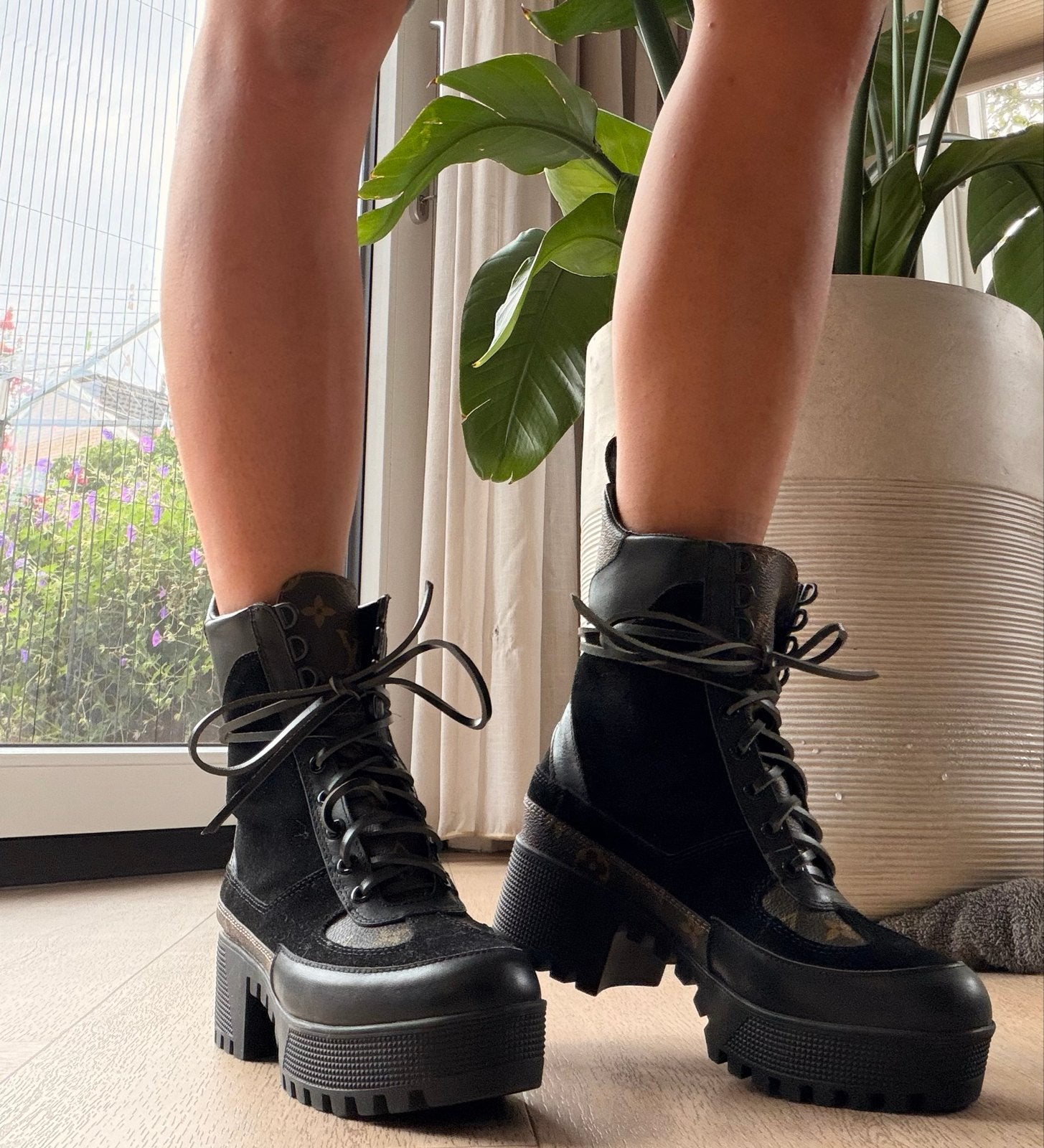 Louis Vuitton Wonderland Ranger laarzen - Maat 41, Kleding | Dames, Zwart, Lage of Enkellaarzen, Nieuw, Ophalen of Verzenden