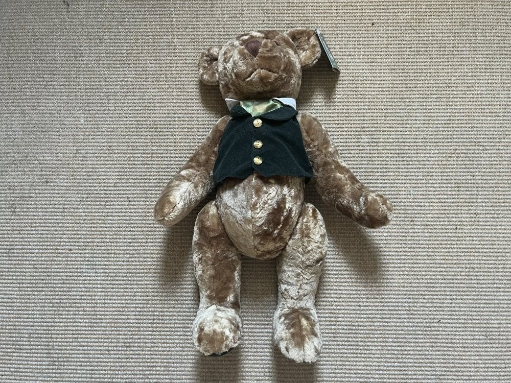 Harrods teddybeer "150 year Anniversary" 1849-1999, Ophalen of Verzenden, Gebruikt, Stoffen beer, Overige merken