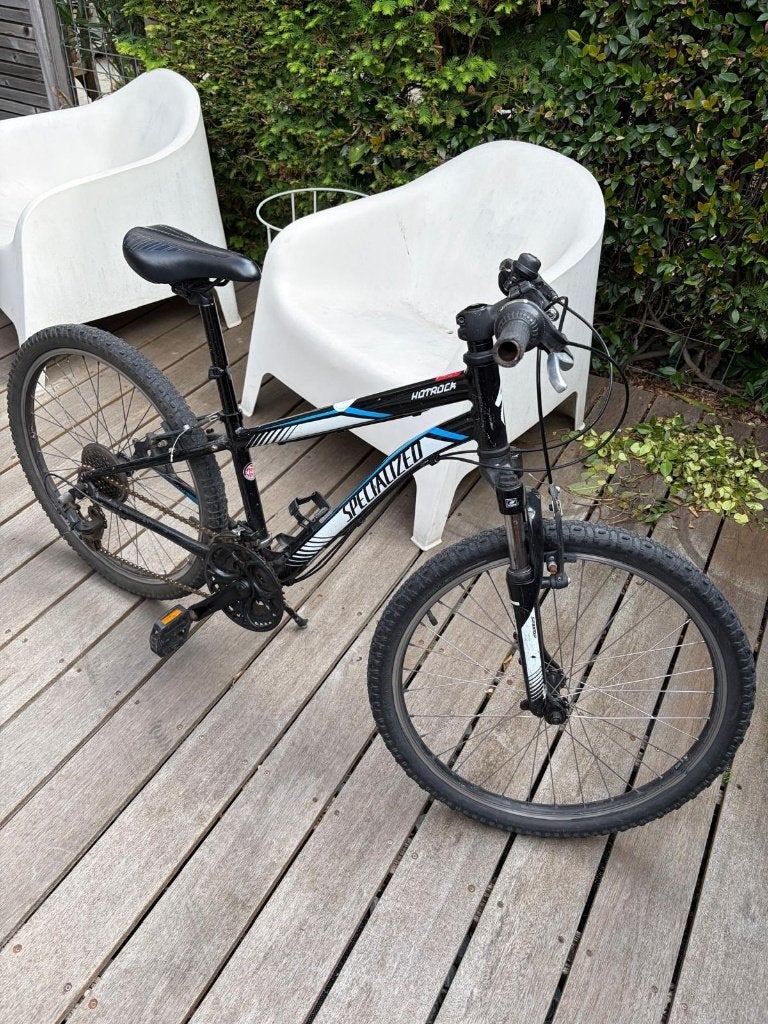 Specialized Hotrock Mountainbike - 24 inch - Zwart/Wit, 20 inch of meer, Gebruikt, Velgrem, Ophalen