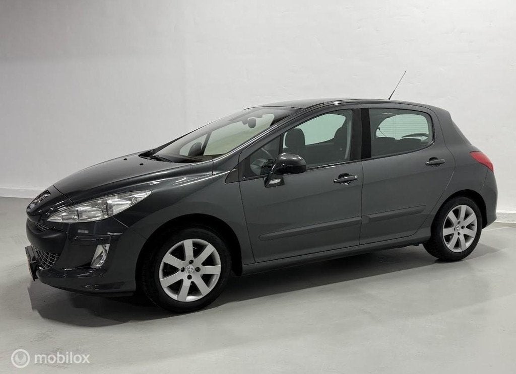 Peugeot 308 1.6 VTi XT | PANORAMADAK | NIEUW KOPPELING, Voorwielaandrijving, 15 km/l, Gebruikt, 680 kg