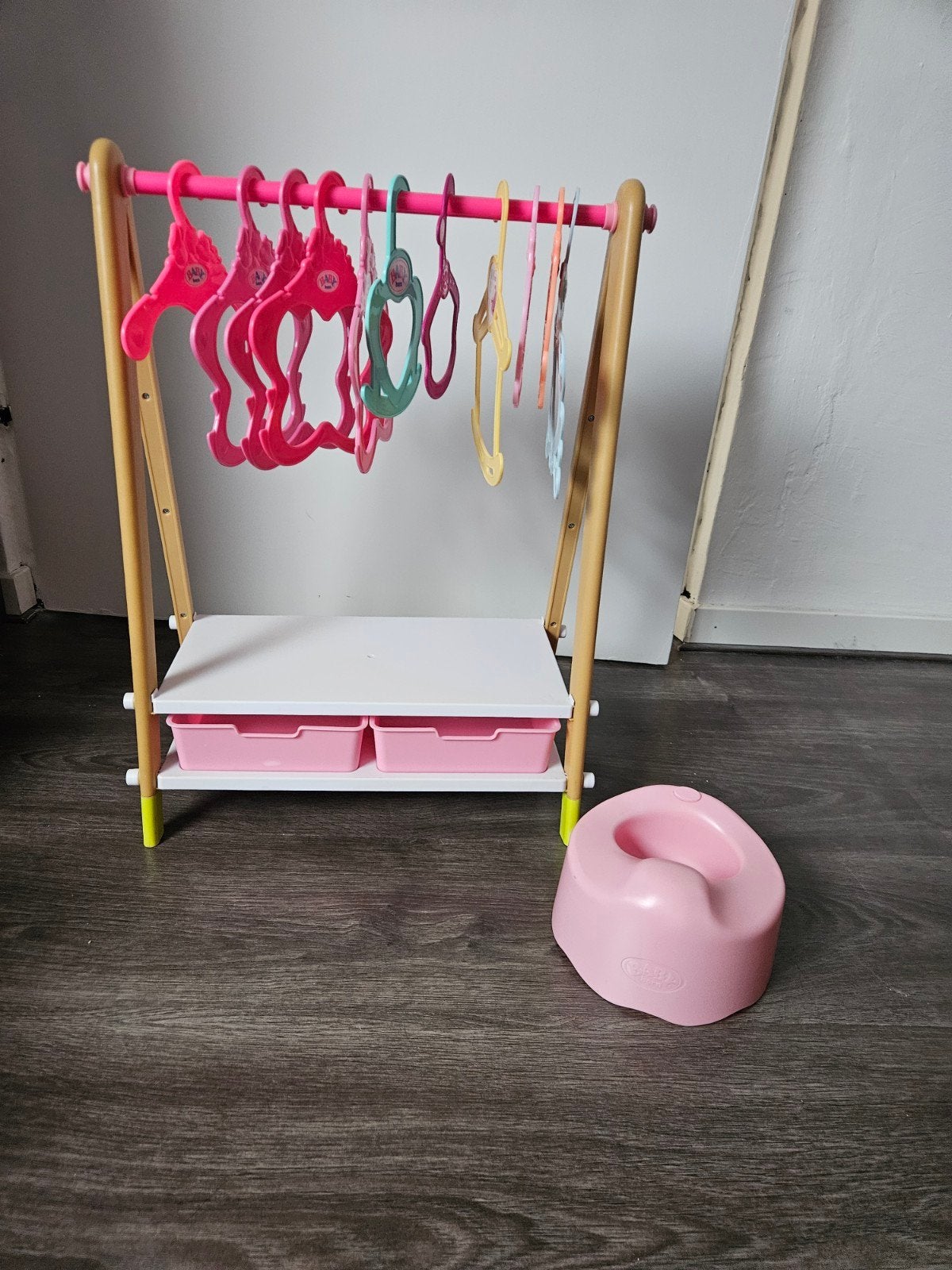 Baby Born Kledingrek met hangers en potje, Ophalen, Gebruikt, Jongen of Meisje