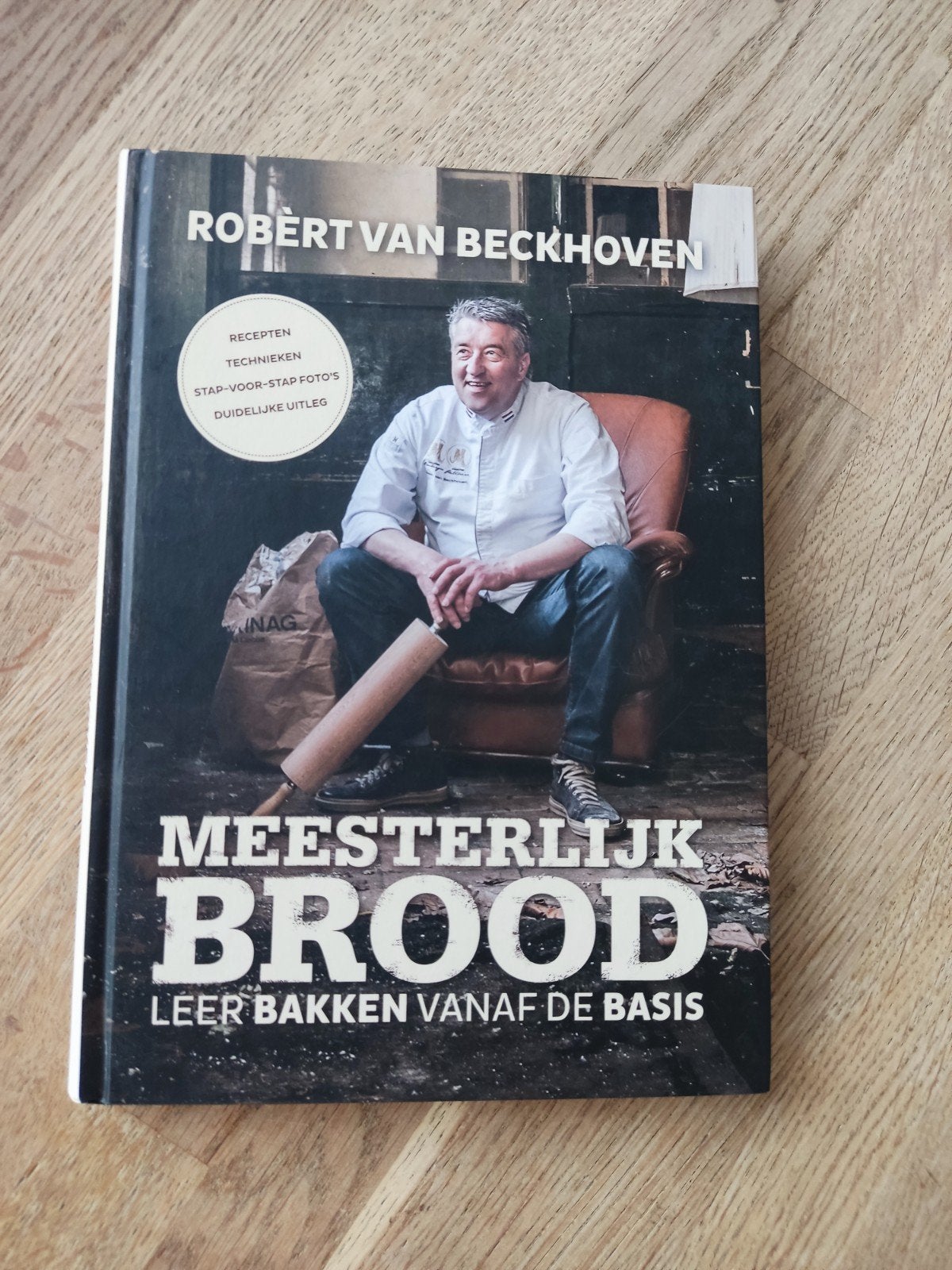 MEESTERLIJK BROOD, Robèrt van Beckhoven., Boeken, Ophalen of Verzenden, Zo goed als nieuw, Nederland en België, Overige typen