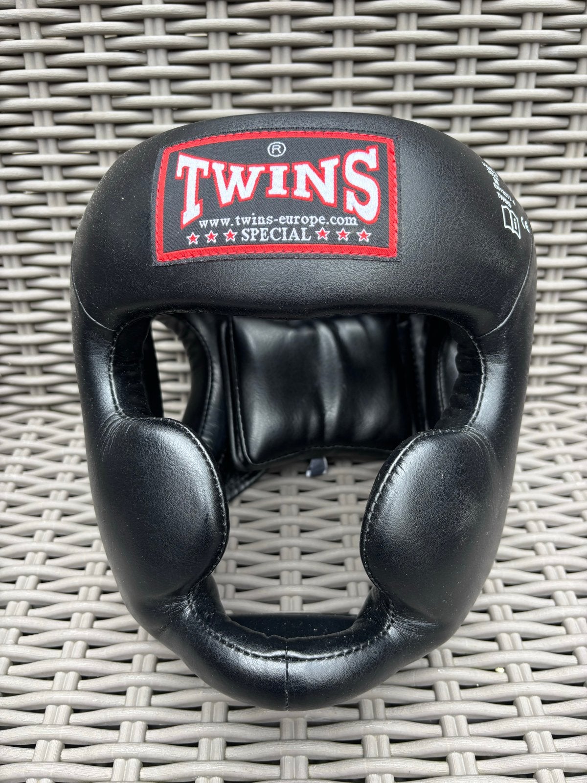 Twins Special Bokshelm - Maat M - Zwart, Sport en Fitness, Boksen, Ophalen of Verzenden, Nieuw, Bokshelm