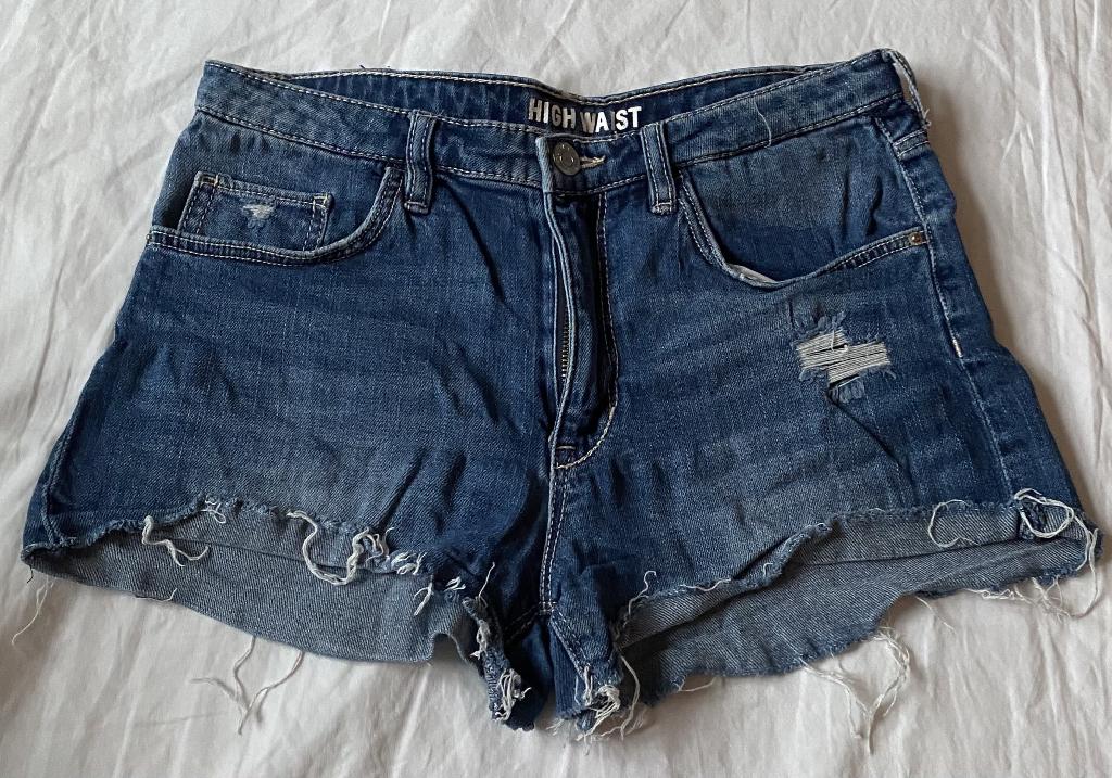 Donkerblauwe denim short H&M, Kinderen en Baby's, Kinderkleding | Maat 164, Broek, Meisje, H&M, Ophalen of Verzenden