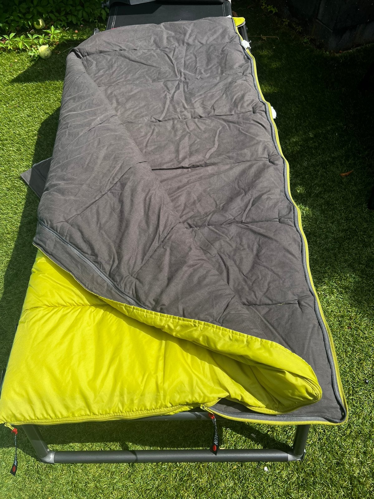 Nomad Grutto Polydawn junior slaapzak incl. lakenzak, Ophalen, Zo goed als nieuw