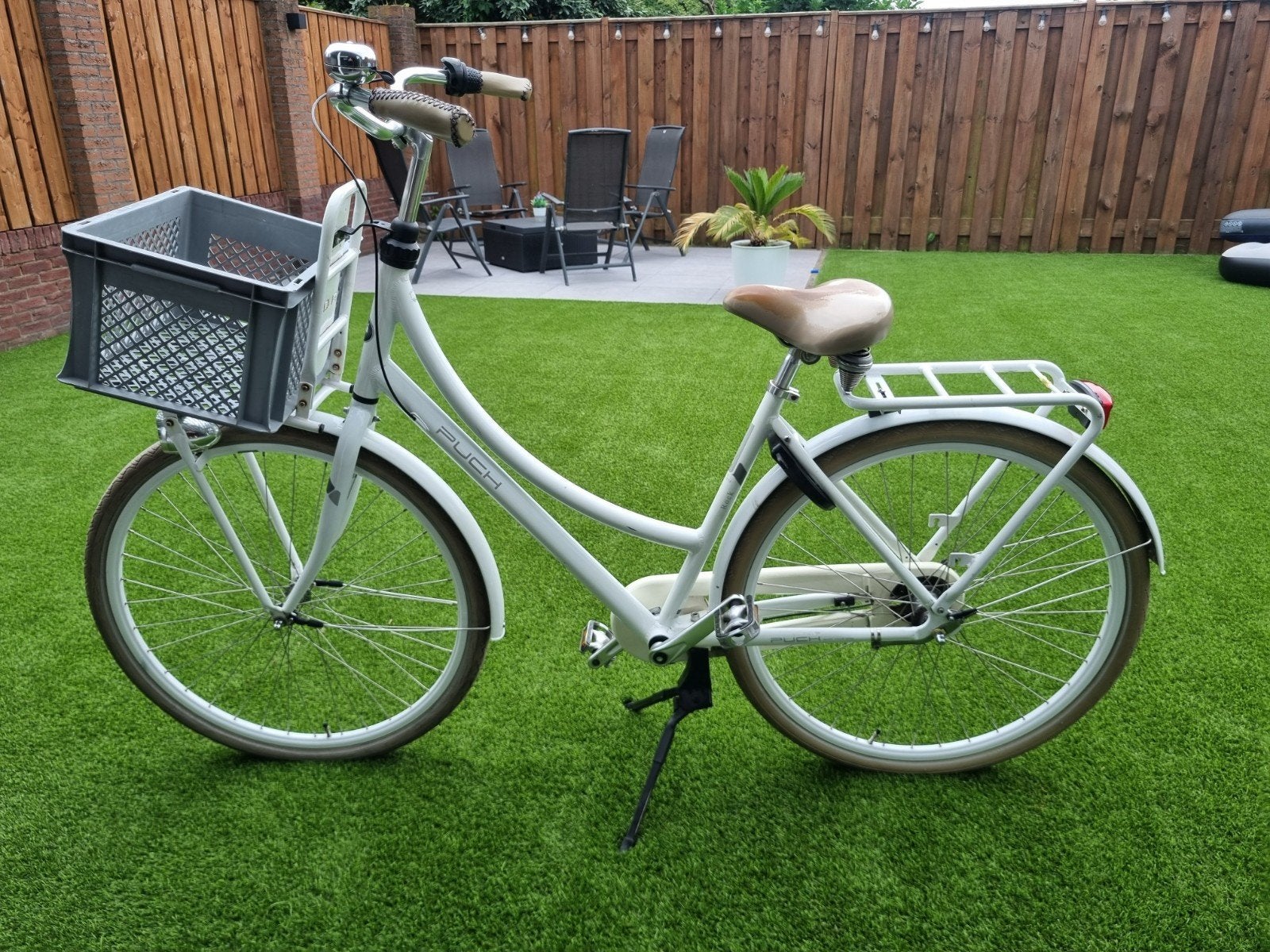Witte Puch damesfiets met mandje, Overige merken, Terugtraprem, Gebruikt, Ophalen of Verzenden