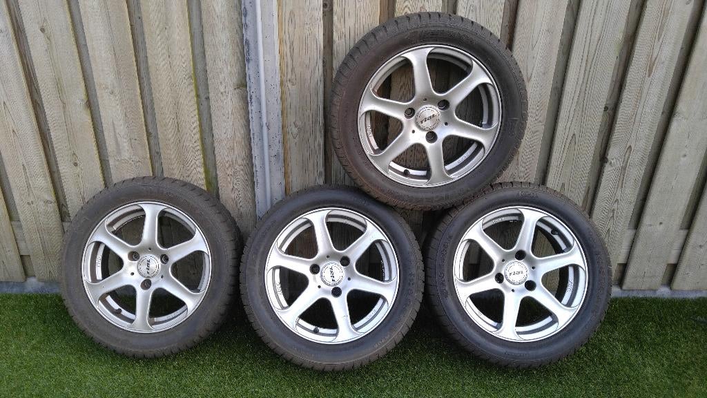 Smart roadster winterbanden set op nieuwe rial velgen, Ophalen of Verzenden, Gebruikt, Smart