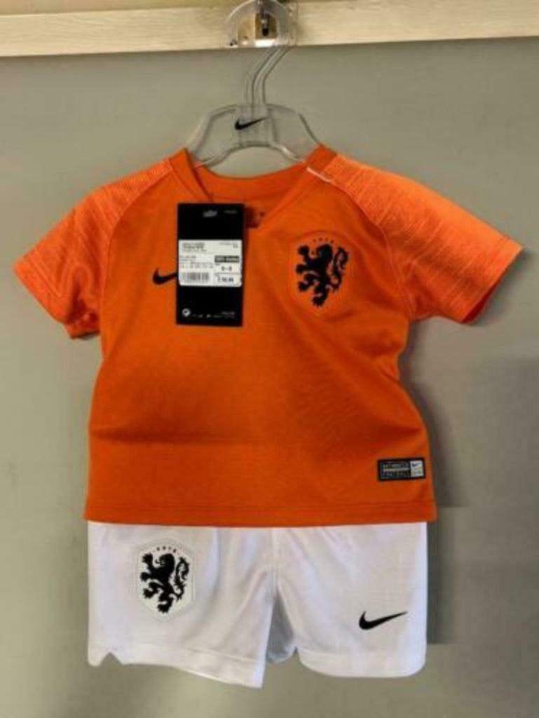 Nederlandse Elftal Voetbaltenue Nike | 6 tot 9 maanden, Kinderen en Baby's, Babykleding | Maat 62, Jongetje of Meisje, Nieuw, Ophalen of Verzenden