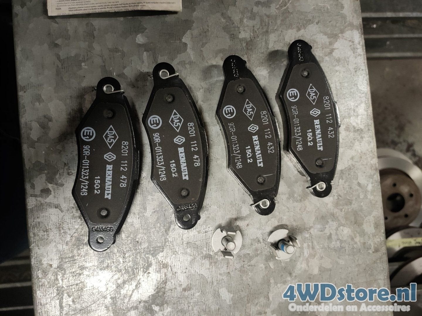 NIssan Kubistar/Renault Kangoo Remblokset Vooras 4106000QAG, -, -, Nieuw, Ophalen of Verzenden
