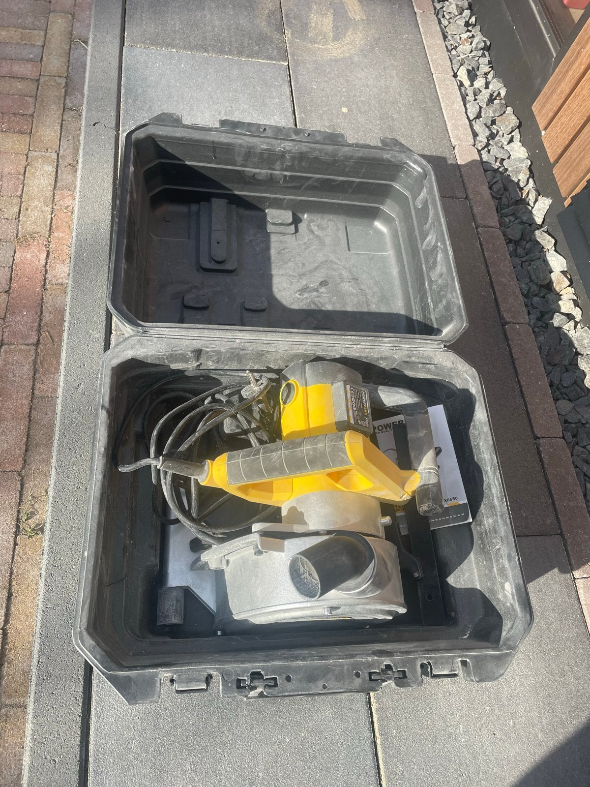 Powerplus Muurfrees Sleuvenfrees X0650 1800W, Ophalen, Gebruikt, Elektrisch, Muurfrees
