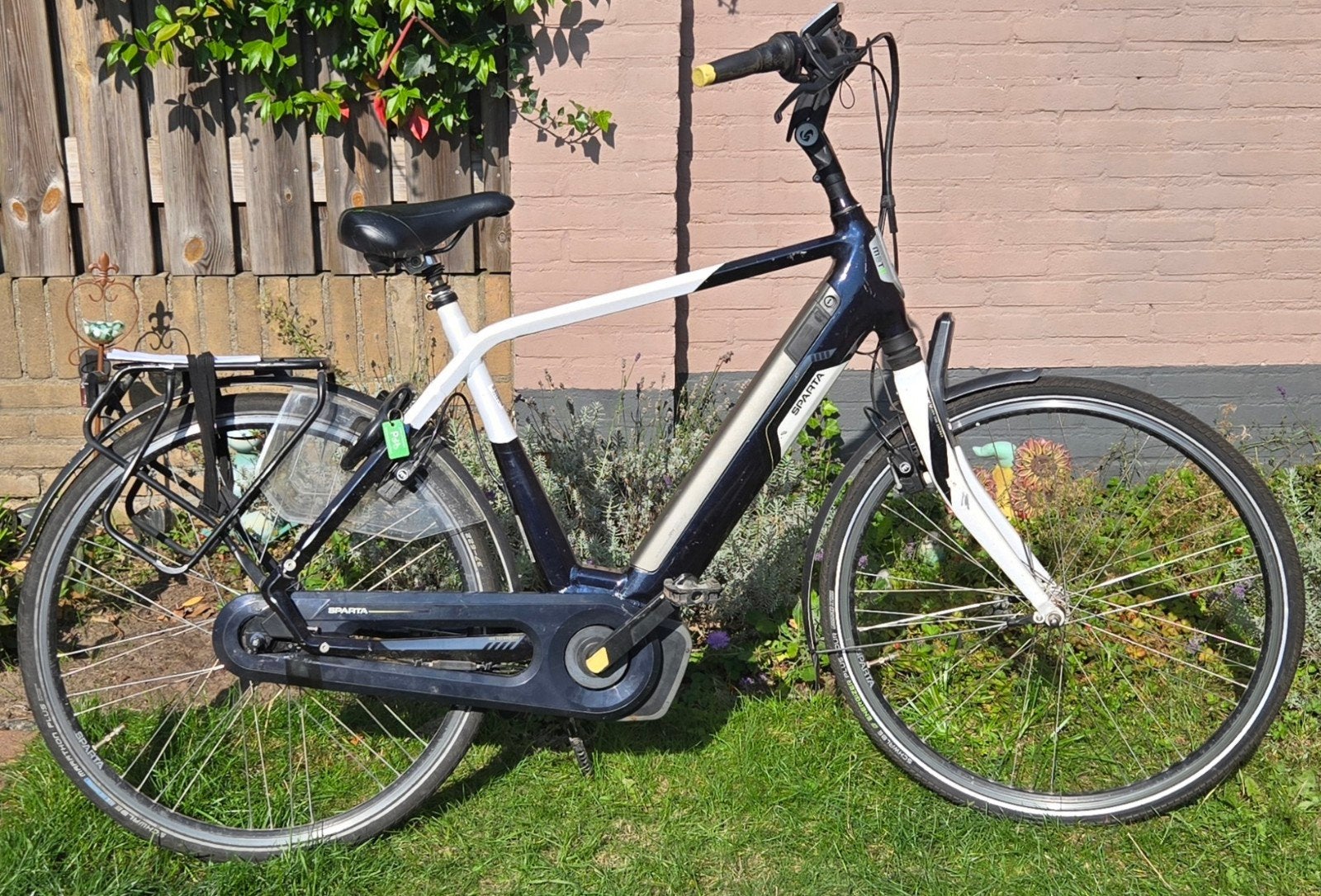 Foto 3 van Goede Sparta M8Ti, nieuwe accu!