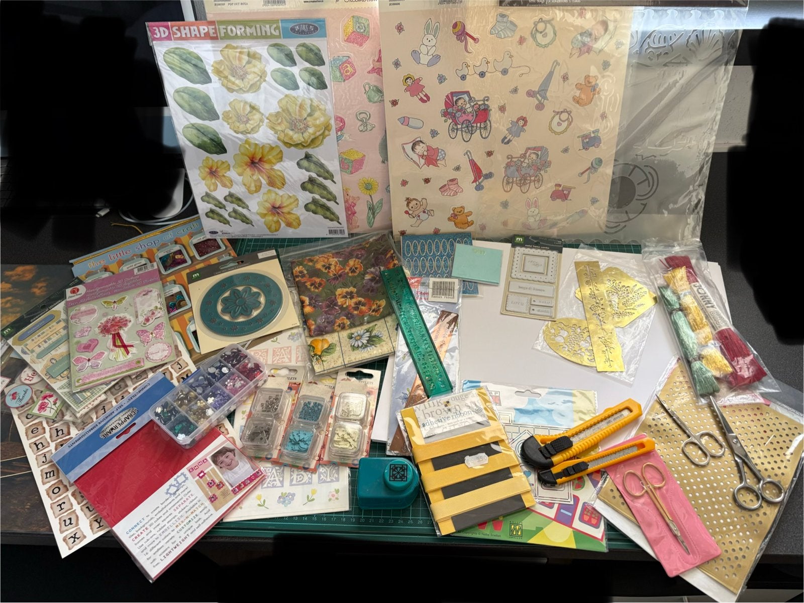 Groot Scrapbook & Hobby Knutsels Pakket - Nieuw & Gebruikt, Hobby en Vrije tijd, Scrapbooking, Ophalen of Verzenden, Gebruikt