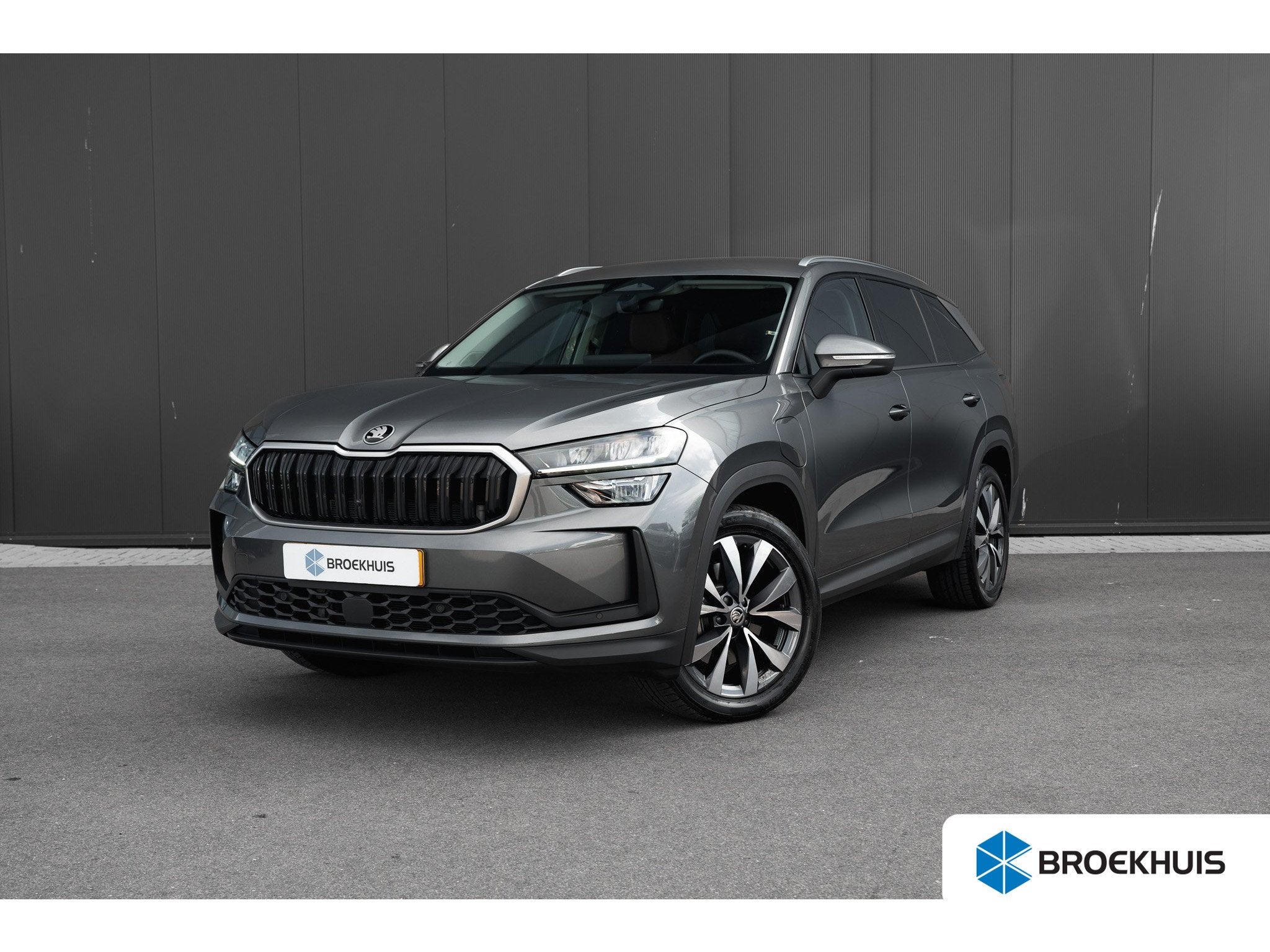 Skoda Kodiaq 1.5 TSI 204 PK PHEV Business Edition, Auto's, 12 maanden, 4 cilinders, 250 km/l, 135 min