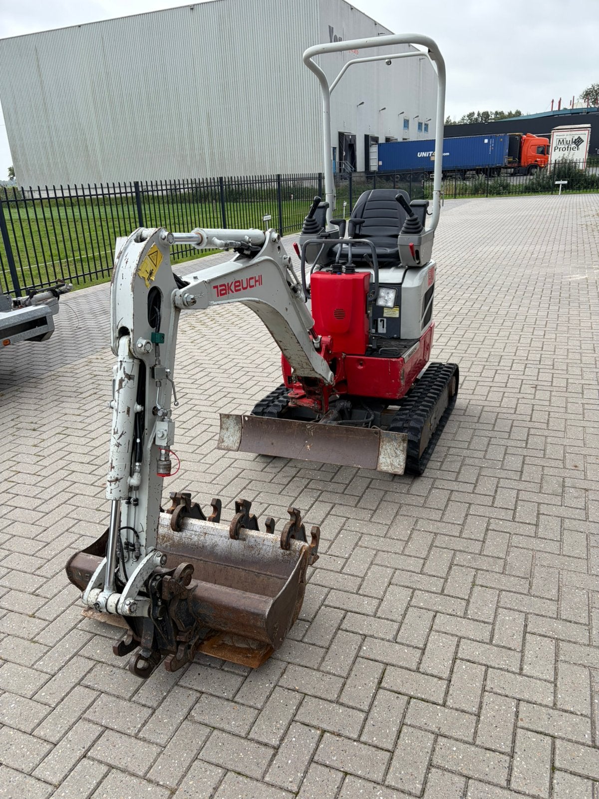 Takeuchi minigraver tb210r, Ophalen, Graafmachine