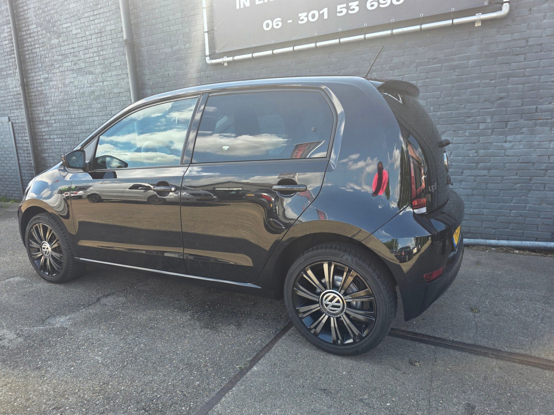 Foto 10 van Volkswagen Up! 1.0 BMT move up!