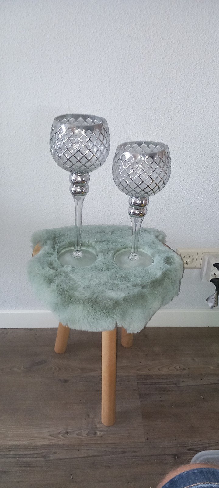 Set van 2 glazen kandelaars / windlichten, Huis en Inrichting, Ophalen, Kandelaar, Zilver, Glas