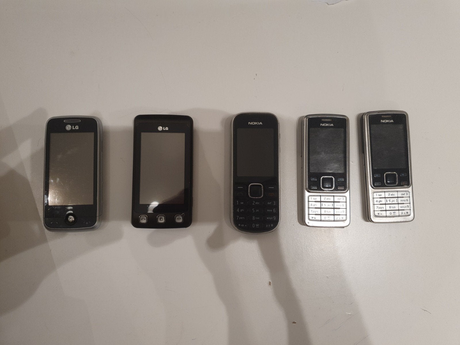 Verschillende Nokias en LGs., Telecommunicatie, Gebruikt, Zwart, Ophalen of Verzenden, Minder dan 3 megapixel