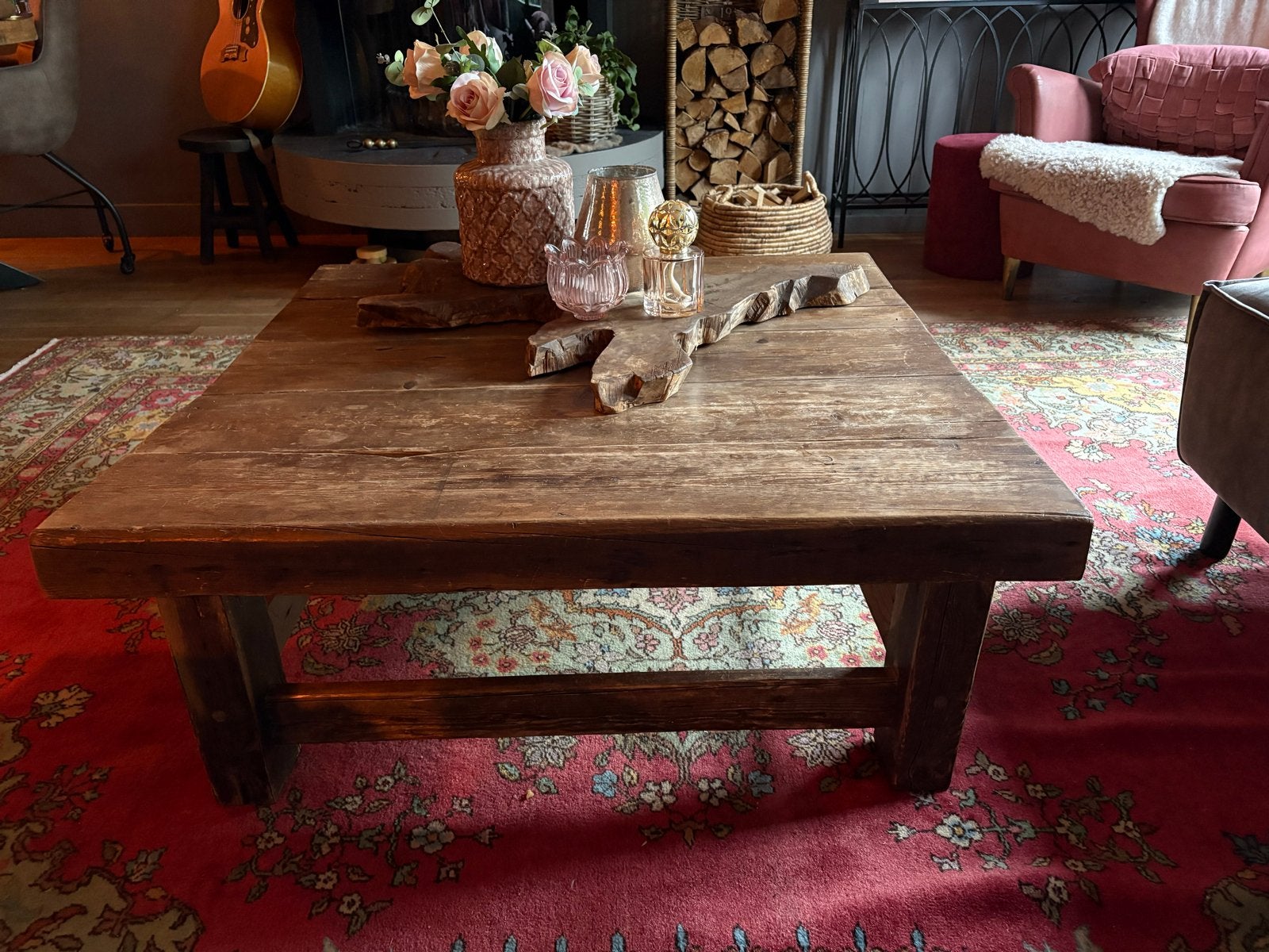 Robuuste houten salontafel - Uniek en sfeervol, Ophalen, Gebruikt, 100 tot 150 cm, Vierkant