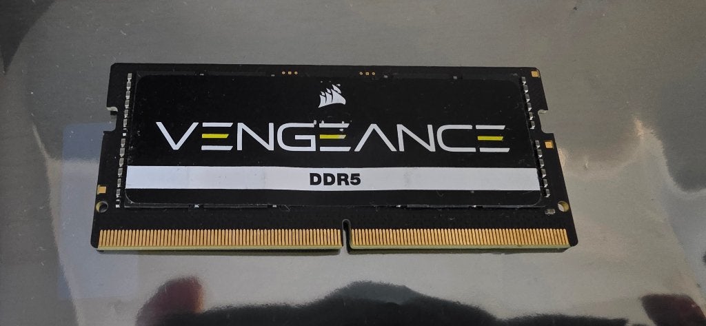 DDR5 32GB SO DIMM CORSAIR VENGEANCE, Computers en Software, RAM geheugen, 32 GB, Ophalen of Verzenden, Zo goed als nieuw, DDR5