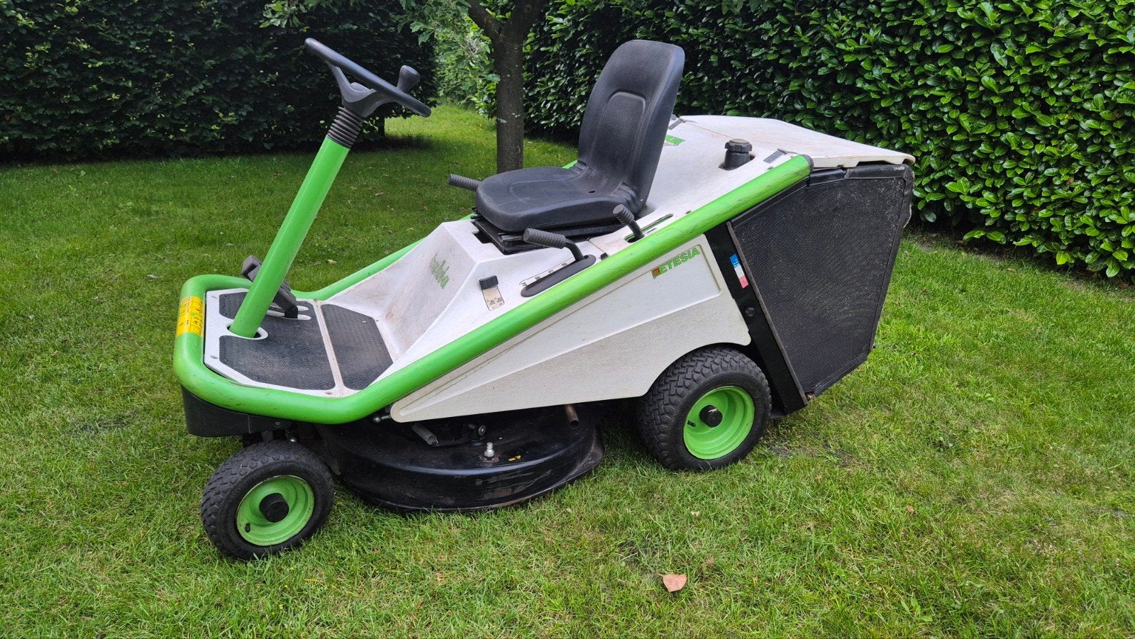 Etesia Bahia MKHE Hydro - 2009 - Kawasaki motor - roestvrij, Ophalen, Gebruikt, Etesia, Opvangbak