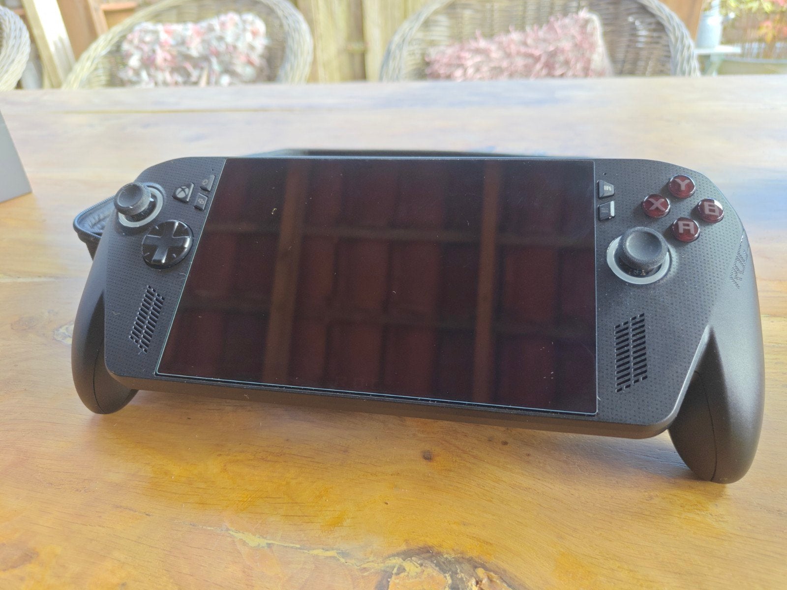 ASUS ROG Xbox Ally X handheld, Ophalen of Verzenden, Zo goed als nieuw, Zonder controller