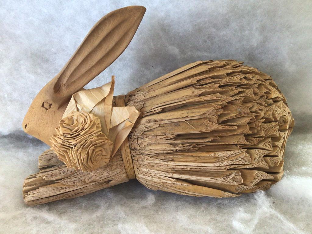 Vintage paashaas. Hout / zeegras. 26 cm, Ophalen of Verzenden