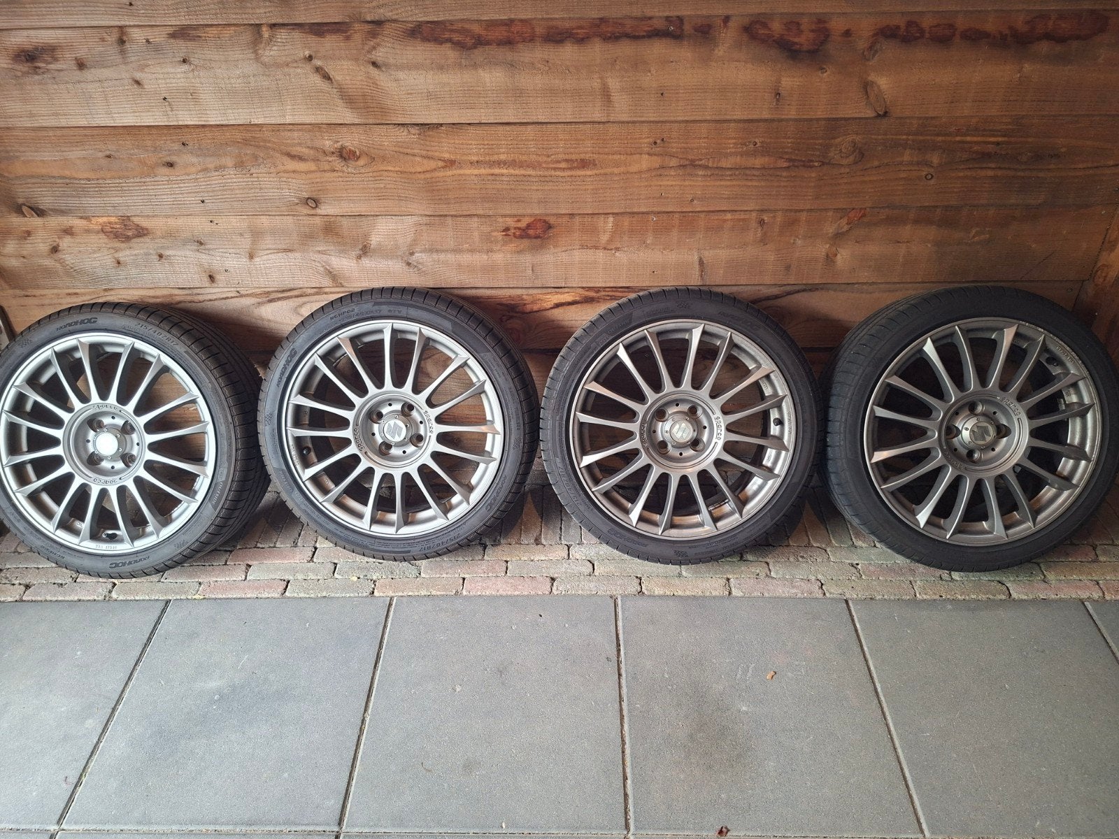 4x100 Suzuki Swift Velgen 17 inch met banden, Auto-onderdelen, Banden en Velgen, Ophalen, Banden en Velgen, 17 inch, Personenwagen