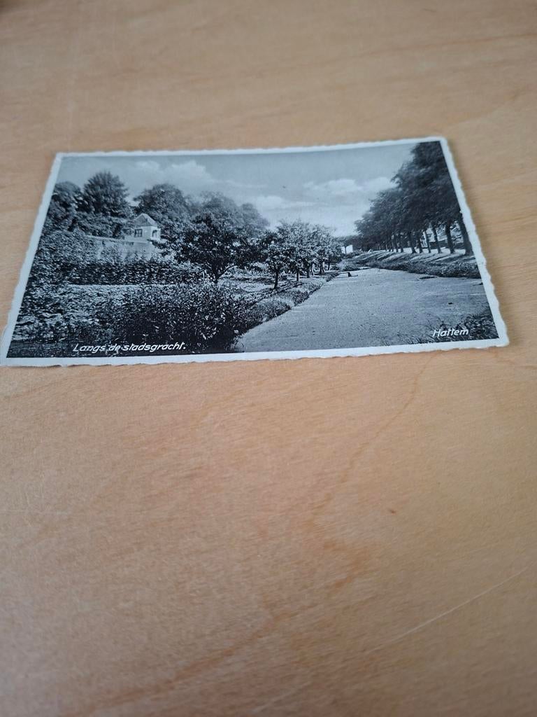 Hattem - Langs de Stadsgracht, Verzamelen, Ansichtkaarten | Nederland, Gelopen, Gelderland, 1920 tot 1940, Ophalen of Verzenden
