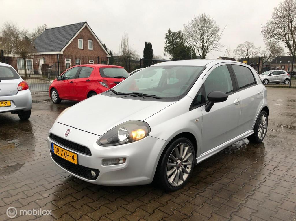 Fiat Punto Evo SPORT AIRCO ECC CRUISE PDC VEEL OPTIE,S, Voorwielaandrijving, Euro 5, Gebruikt, Zwart