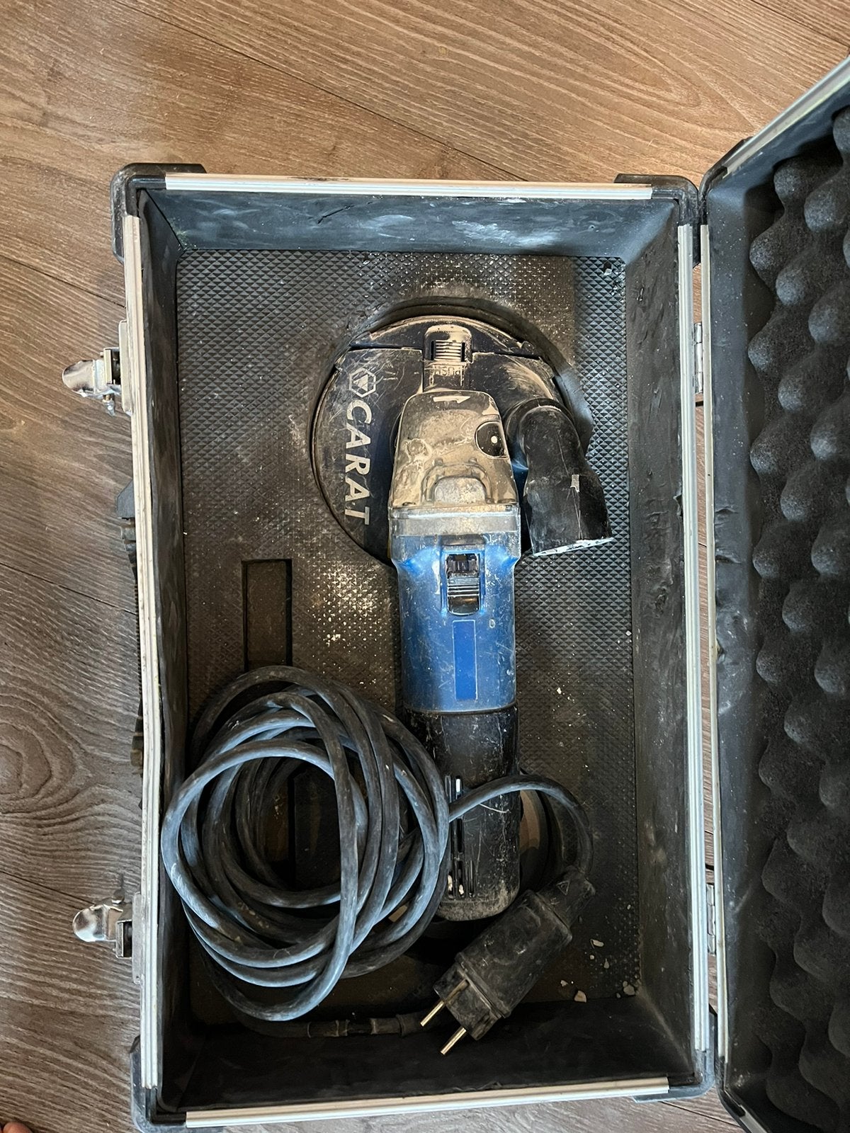 Carat beton slijpmachine met coffer  1400watt, Ophalen of Verzenden, Gebruikt