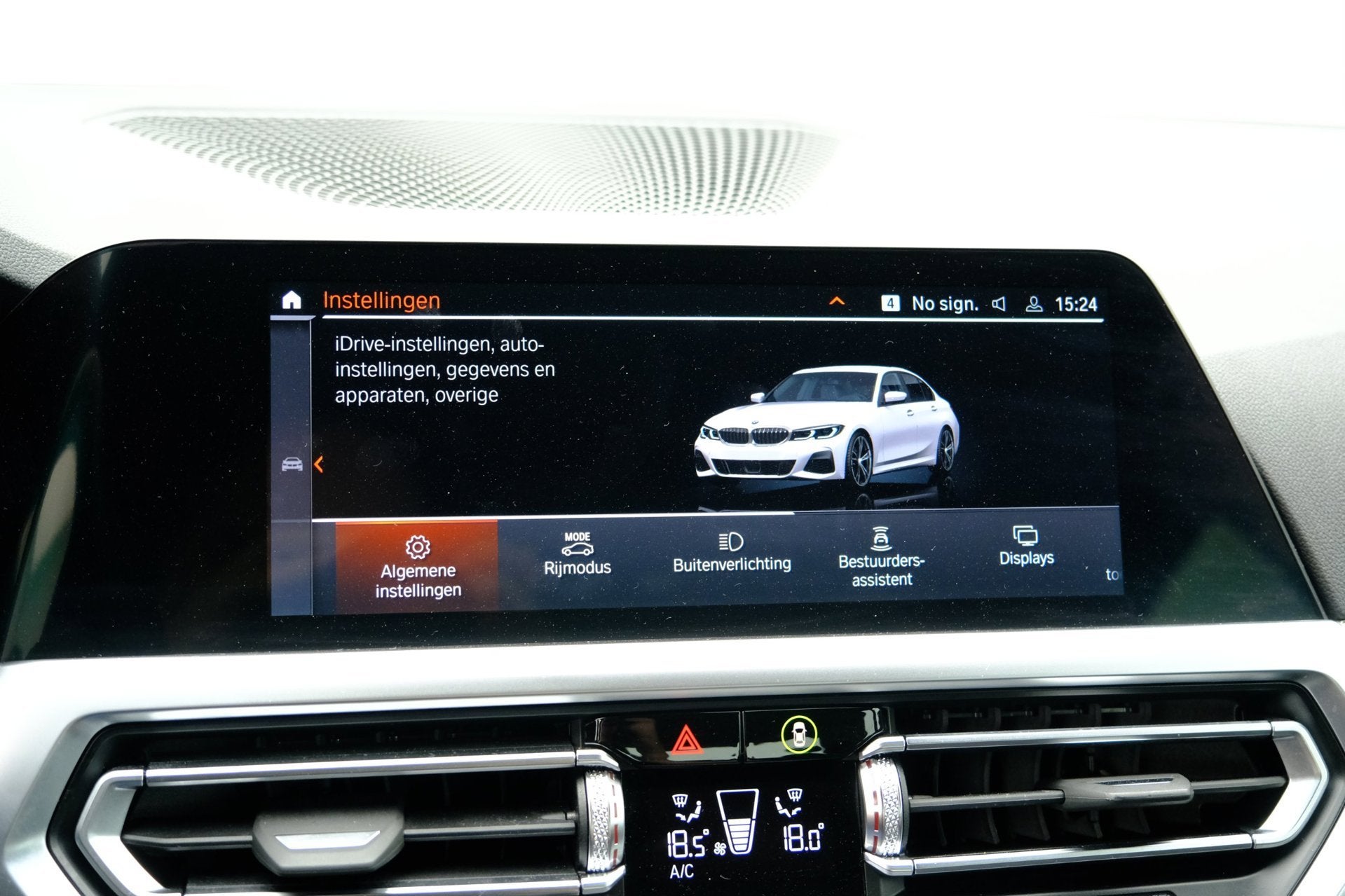 Foto 17 van BMW 3-serie 318i M Sport Aut. Navi|Leder-Alcantara|1e Eig|Pa