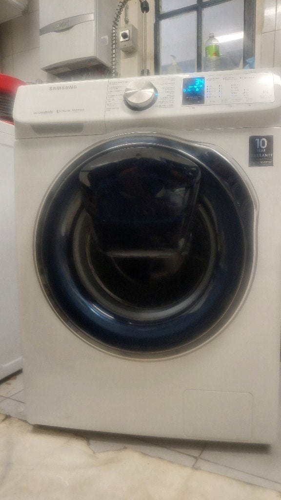 wasmachine, 1200 tot 1600 toeren, 8 tot 10 kg, Ophalen of Verzenden, Zo goed als nieuw