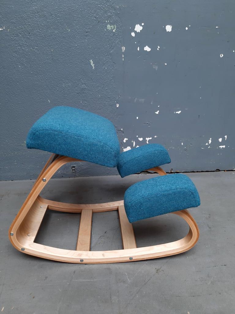 Ergonomische knie steun  kruk. Nieuw bekleed, Ophalen, Gebruikt, Stof, Eén