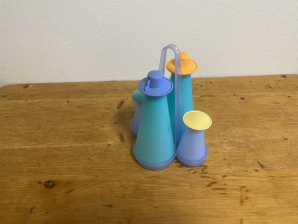 Tupperware Tafelsetje ( zout, peper, azijn en olie ), Ophalen of Verzenden, Gebruikt, Overige typen