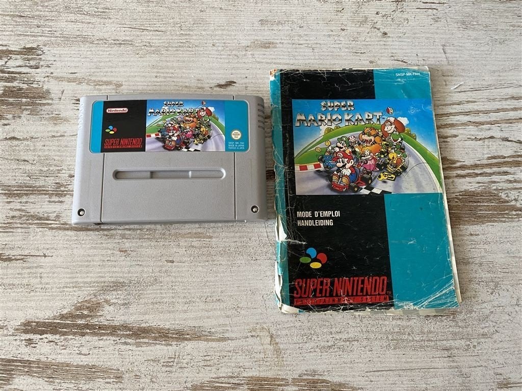 super nintendo super mario kart inclusief boekje [1398], Verzenden, 1 speler, Racen en Vliegen, Zo goed als nieuw