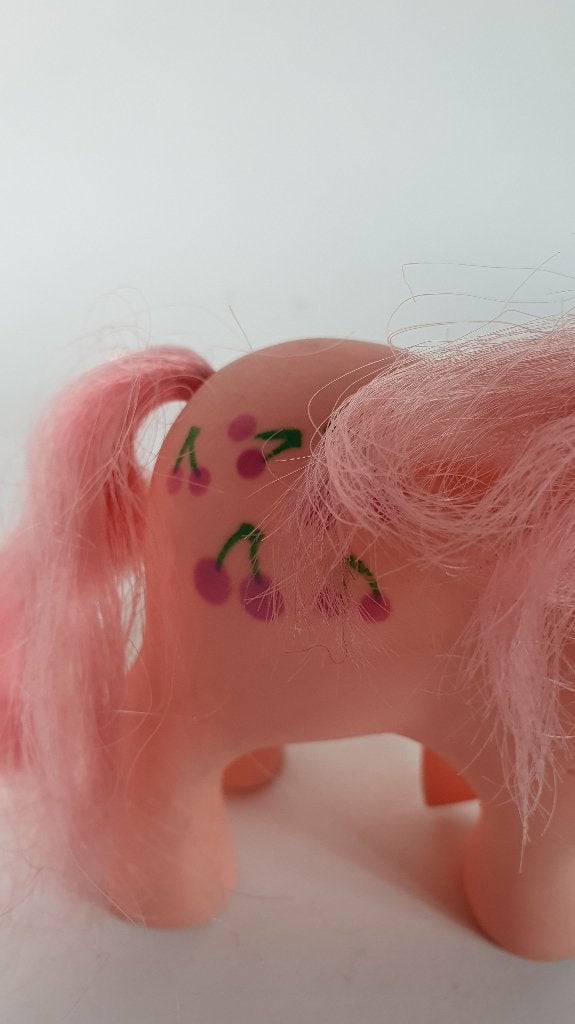 Cherries Jubilee, MLP G1, My Little Pony, 1984. 8B12, Kinderen en Baby's, Speelgoed | My Little Pony, Tweedehands verkoop, Tweedehands verkoop