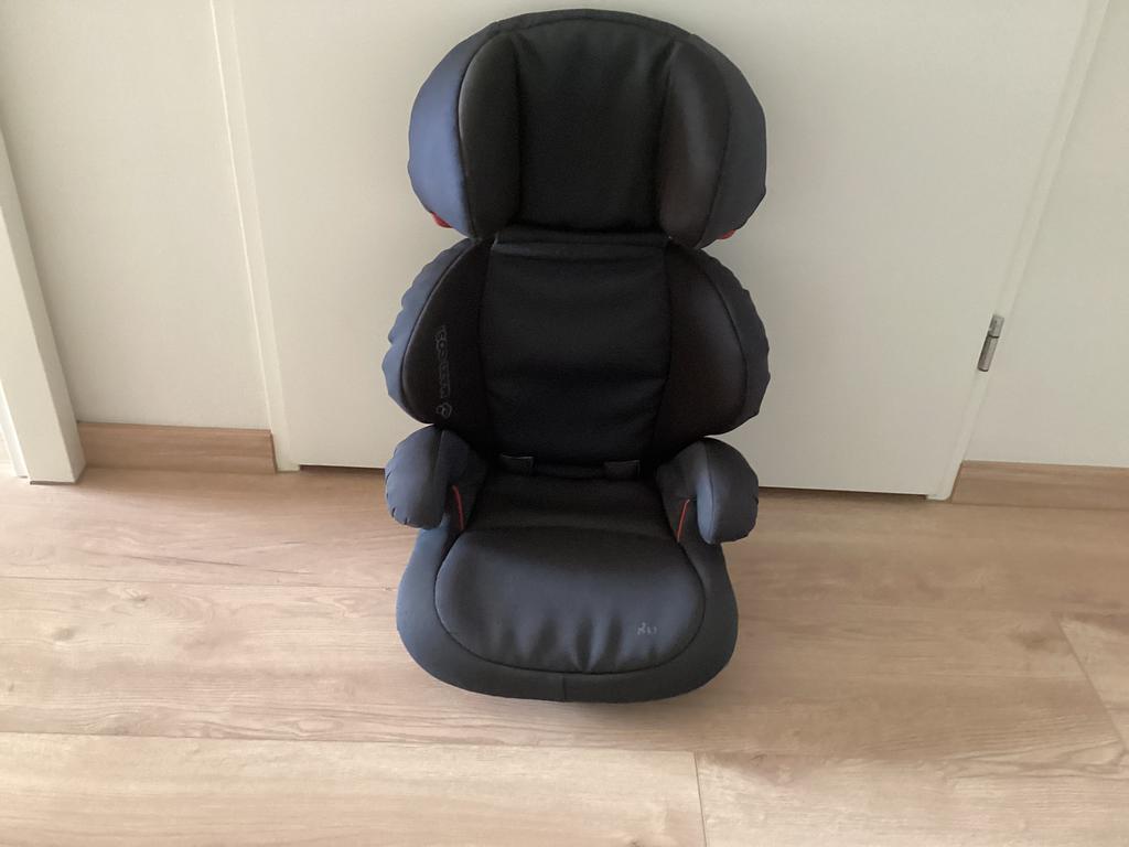 Maxi Cosy Rodi, met verstelbare rugleuning, Autogordel, 15 t/m 36 kg, Verstelbare rugleuning, Ophalen of Verzenden
