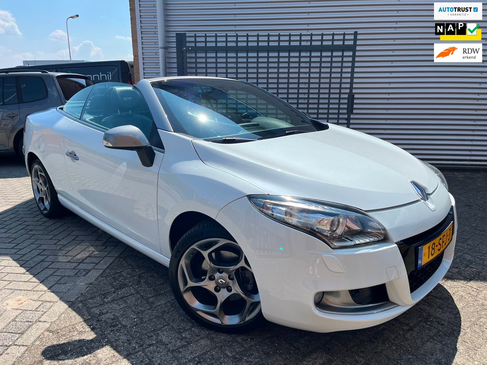 Renault Mégane Coupé-Cabriolet 2.0 TCE GT Line|Leder|Navi|, Auto's, Voorwielaandrijving, Gebruikt, 4 cilinders, Cabriolet