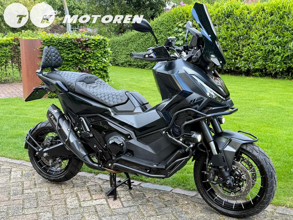 ⭐️ 2025 CUSTOM Honda XADV 750 AMG MATT BLACK SPECIAL CARPLAY, 750 cc, Occasion, Traction Control, Motorrijbewijs A