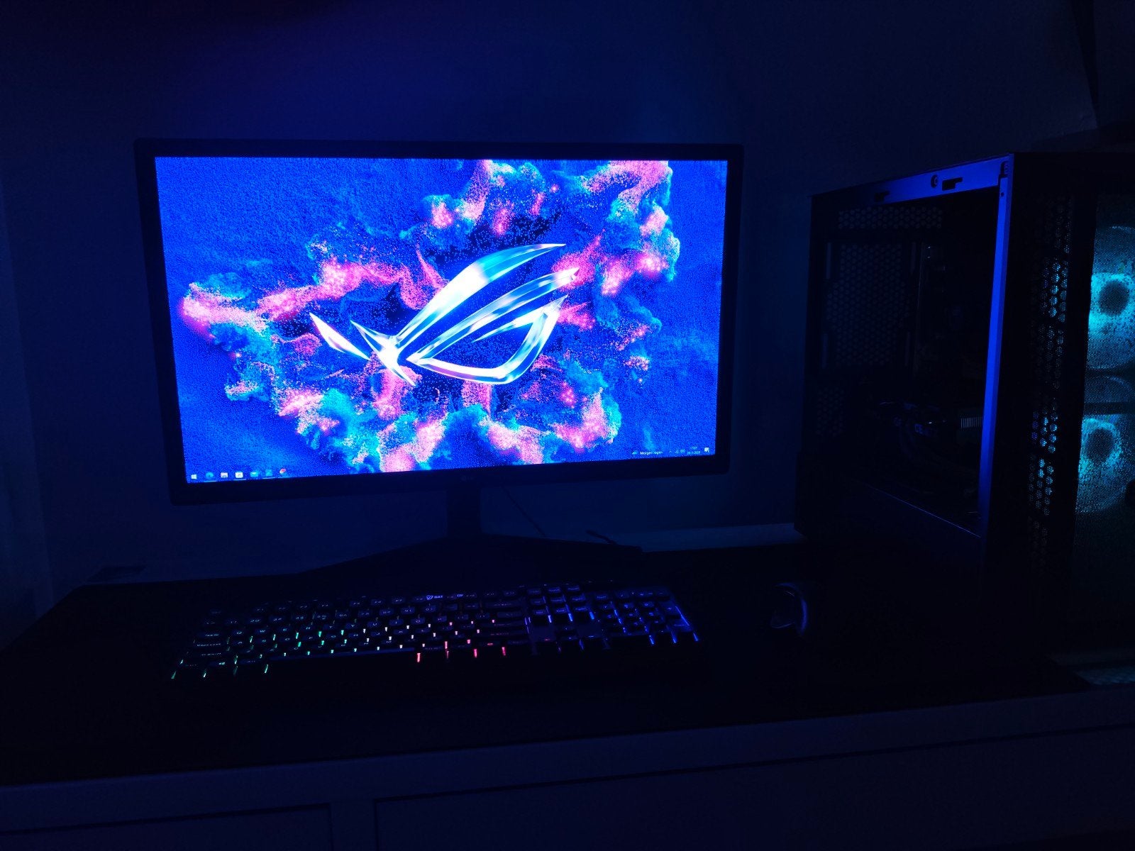 Complete Gaming PC setup: RTX 4060, LG monitor, KB & muis, Computers en Software, Ophalen, Cooler Master, 8 GB, Zo goed als nieuw