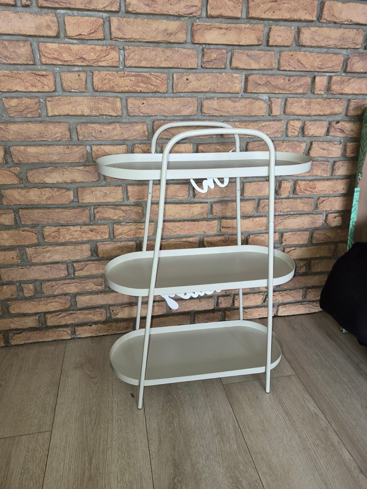 Stijlvol wit metalen rek met 3 ovale planken, Ophalen of Verzenden, Zo goed als nieuw