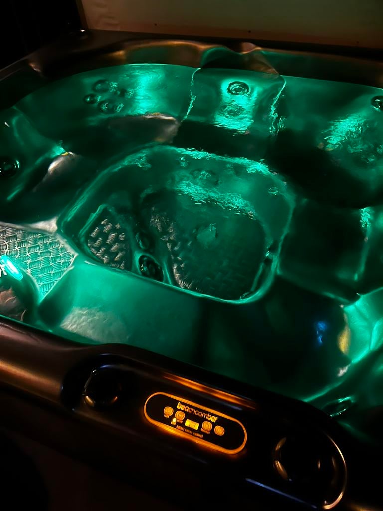 Beachcomber hottup / jacuzzi, Tuin en Terras, Bubbelbaden en Hottubs, Zo goed als nieuw, Ophalen of Verzenden