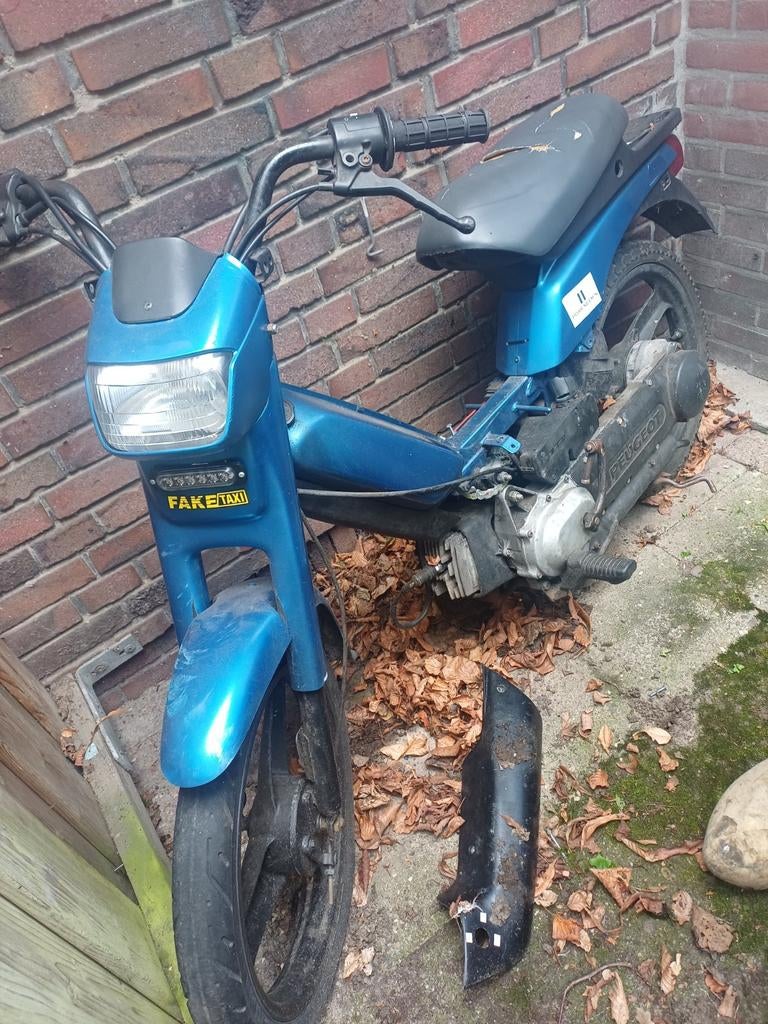 Peugot fox 50cc blauw kenteken, Fietsen en Brommers, Ophalen